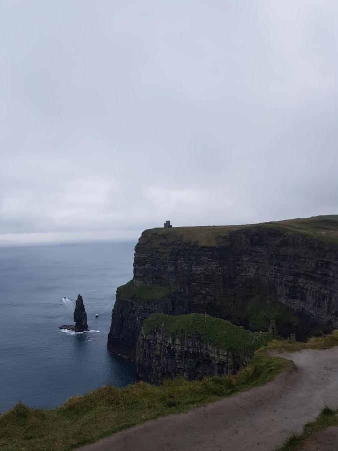 Fairwinds Guest Accommodation Doolin Eksteriør billede